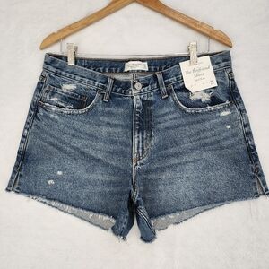 Abercrombie & Fitch The‎ Boyfriend Short Mid Rise Distressed Jean Shorts 32 NWT